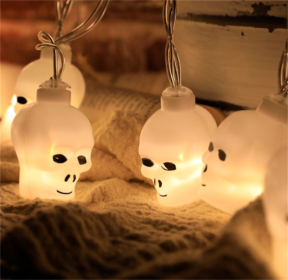 Halloween Battery Remote Control USB LED String Lights (Option: Small skull-6meters 40lights white)